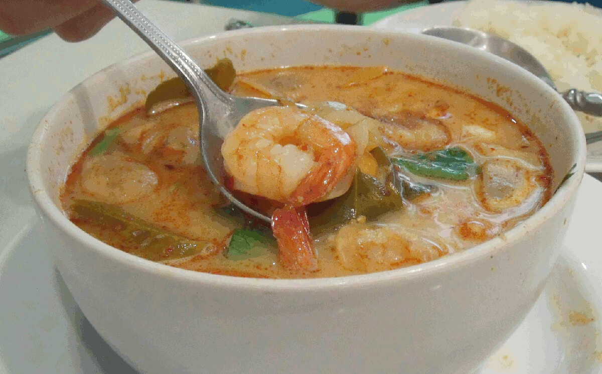 Tom yum supa