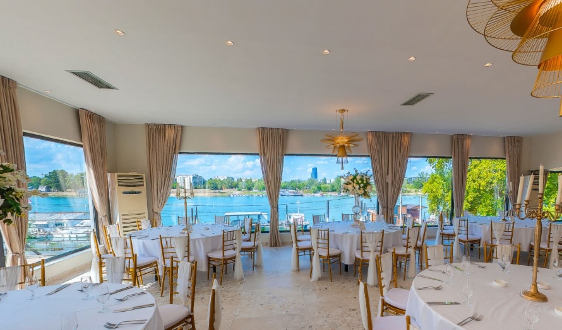 restoran easy docek nove godine enterijer 1