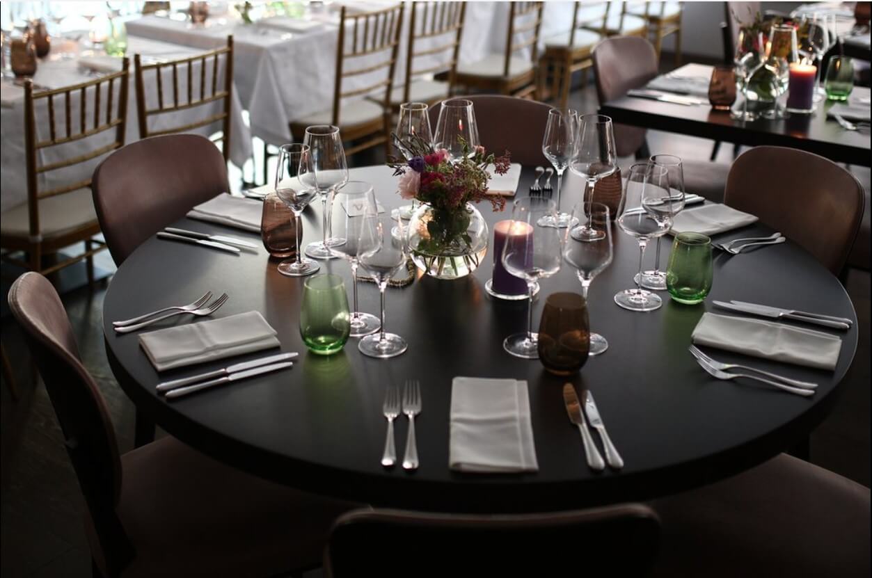 hotel courtyard marriott beograd docek nove godine 2024 1