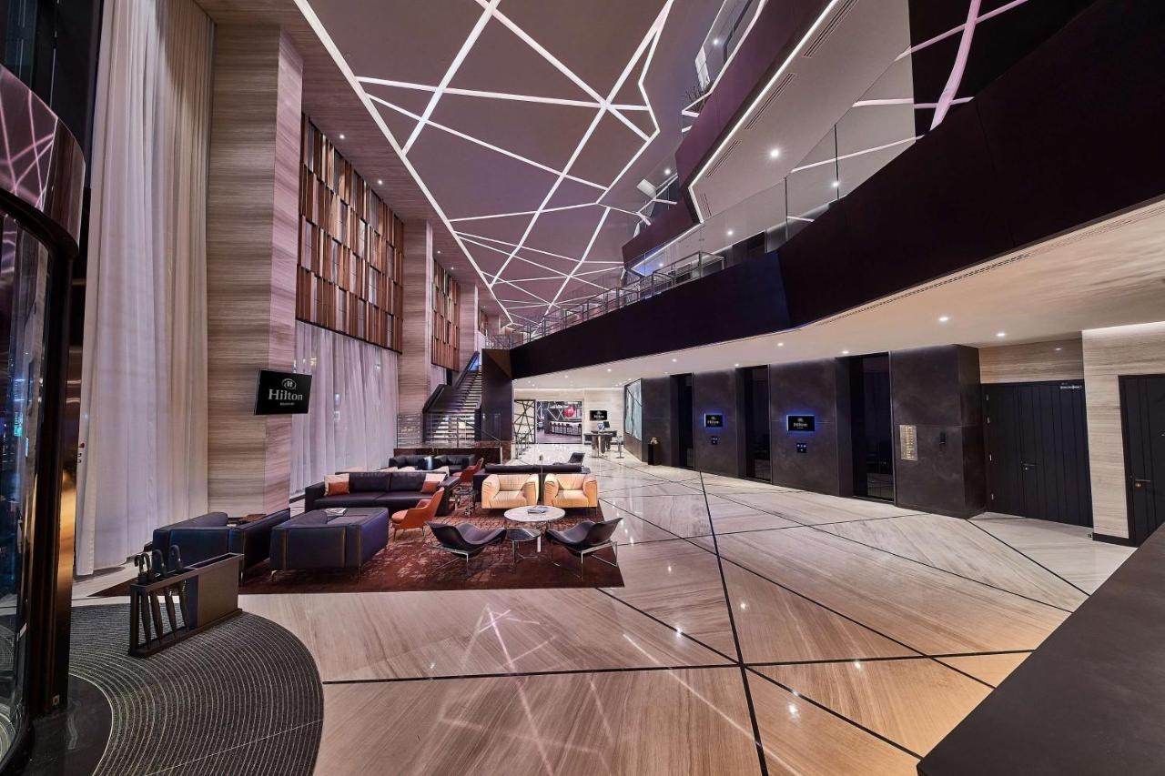 hotel hilton nova godina enterijer 4