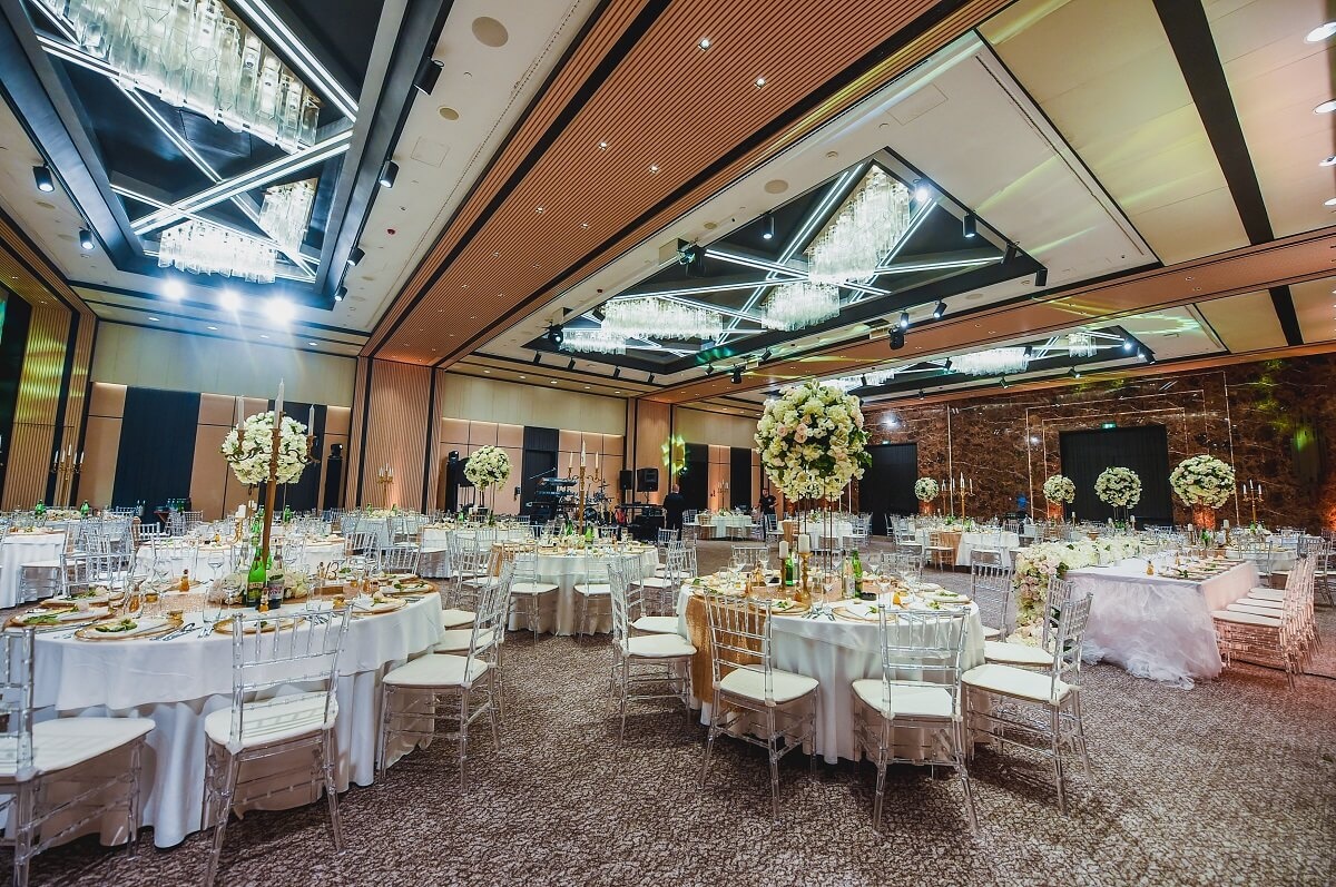 hotel hilton nova godina enterijer 5